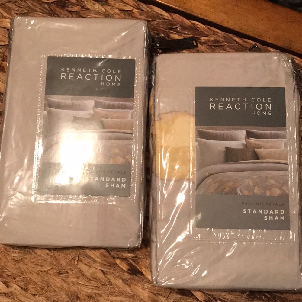 Pair of Standard pillow shams